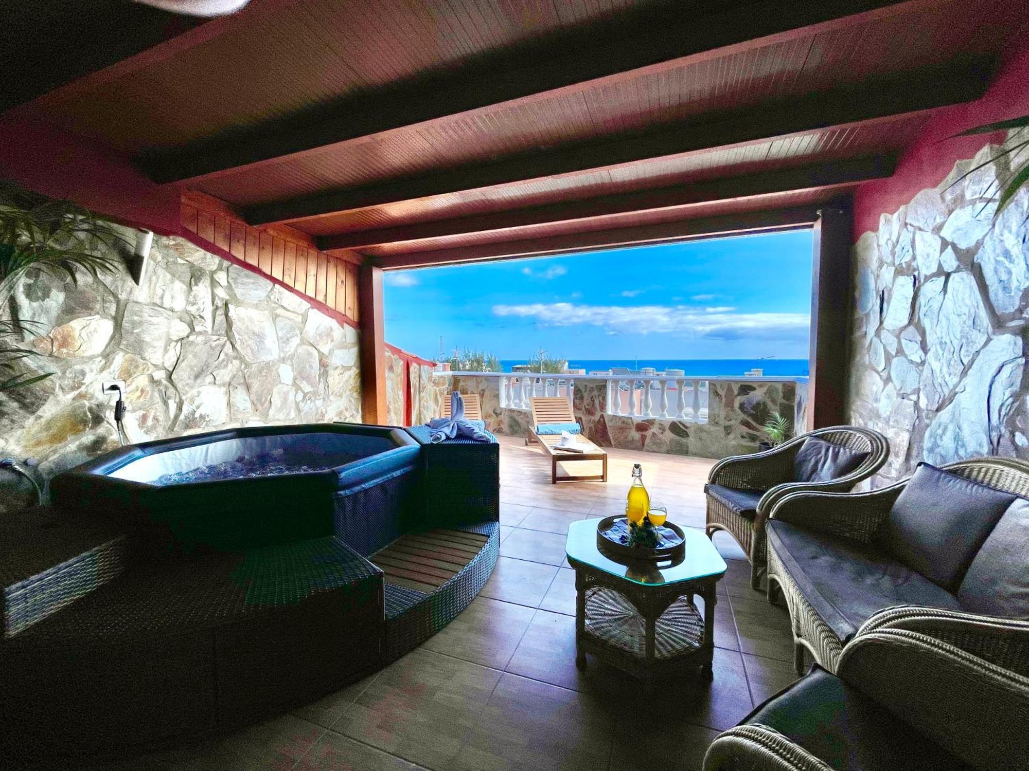 Chabela'S Seaview Penthouse & Spa Lajita Eksteriør billede