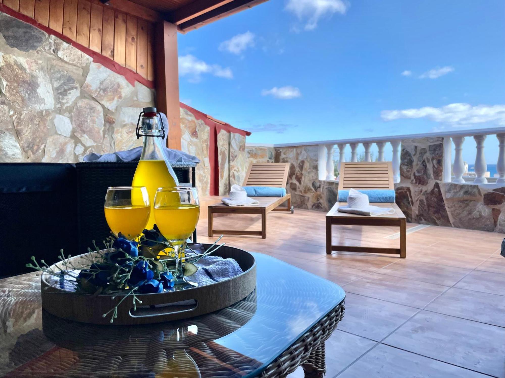 Chabela'S Seaview Penthouse & Spa Lajita Eksteriør billede